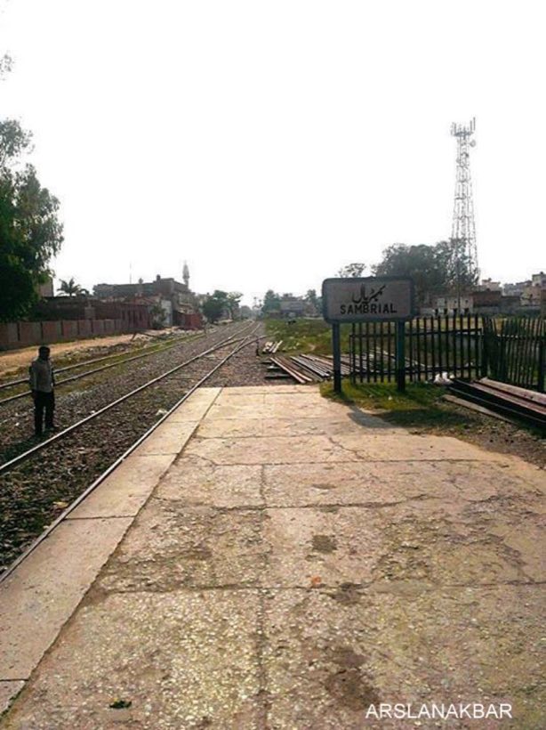 Sambrial railway station